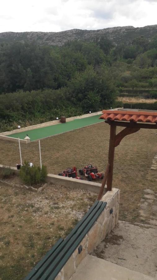 Villa Zrinka **** Svinisce 외부 사진