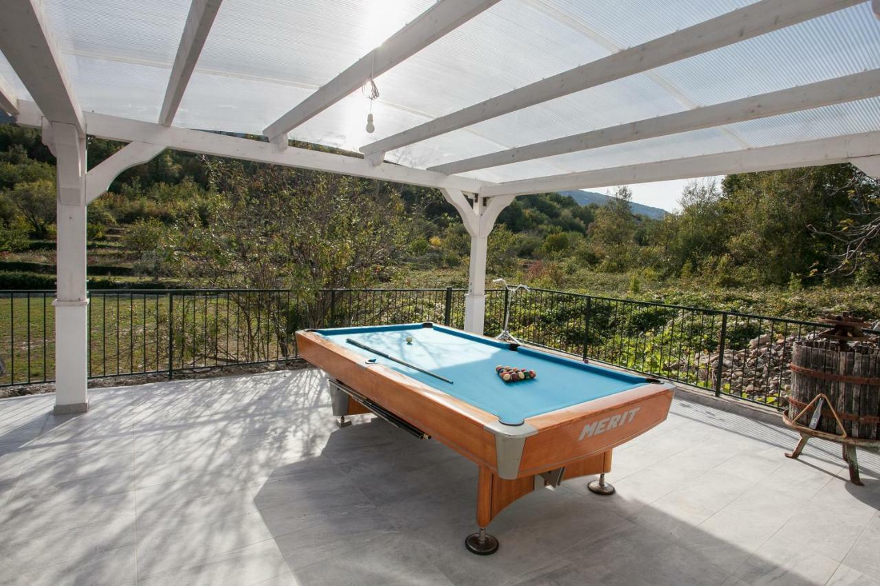Villa Zrinka **** Svinisce 외부 사진